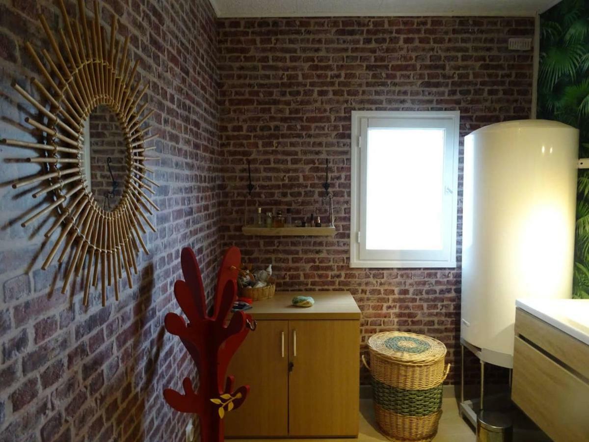 Chambre A La Ferme Chez L'Habitant Besson Exterior photo